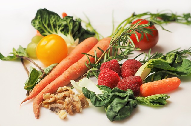 Zelenina, ovoce, keto dieta.